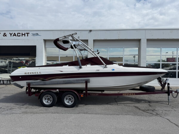 2001 23' Reinell "230" Bowrider - Image 8