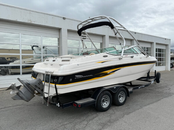 2001 24' Chaparral "240 SSI" Bowrider - Image 3