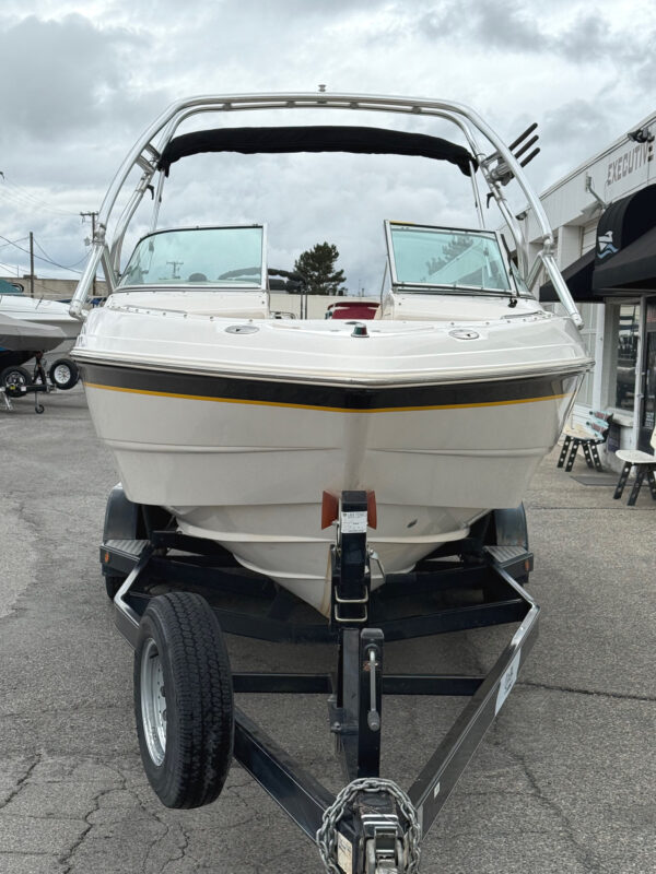 2001 24' Chaparral "240 SSI" Bowrider - Image 9