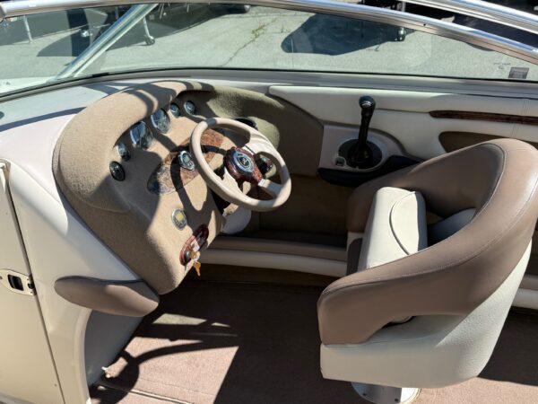 2002 22' Sea Ray "220 Bowrider" - Image 26