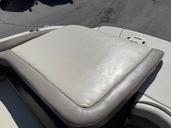 2002 22' Sea Ray "220 Bowrider" - Image 30
