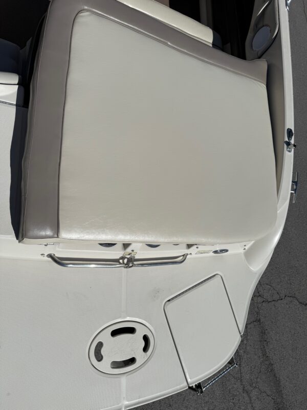 2002 22' Sea Ray "220 Bowrider" - Image 32