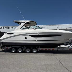 2018 35' Sea Ray "Sundancer 350 Axius"
