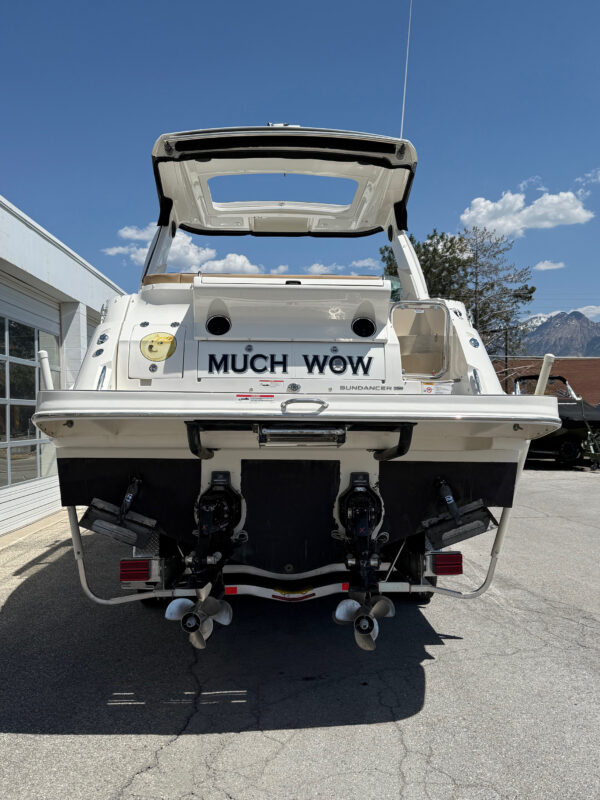 2018 35' Sea Ray "Sundancer 350 Axius" - Image 11