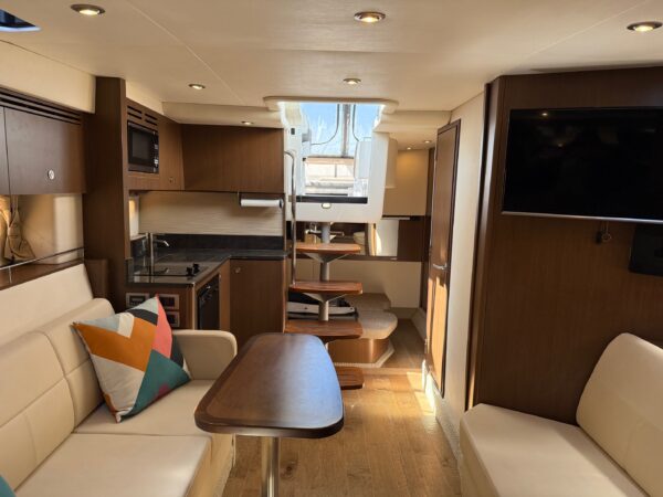 2018 35' Sea Ray "Sundancer 350 Axius" - Image 53
