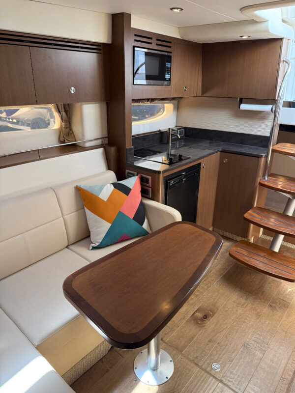 2018 35' Sea Ray "Sundancer 350 Axius" - Image 56