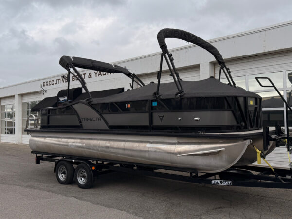 2021 25' Trifecta "25 RFC2 SS" Triple-Toon - Image 10
