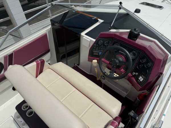 1990 21' Carver "Montego 2157" - Image 11