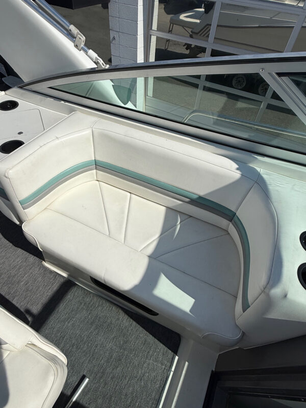 1991 28' Cruisers Yachts "Rogue 2870" - Image 14