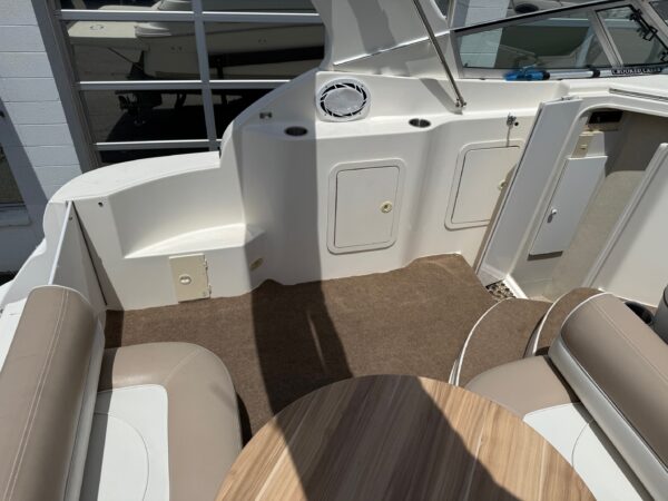1998 28' Cruisers Yachts "2870 Rogue" - Image 16