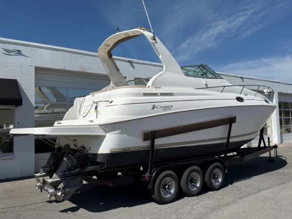 1998 28' Cruisers Yachts "2870 Rogue" - Image 3