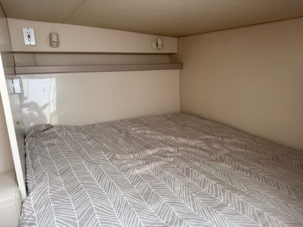 1998 28' Cruisers Yachts "2870 Rogue" - Image 46