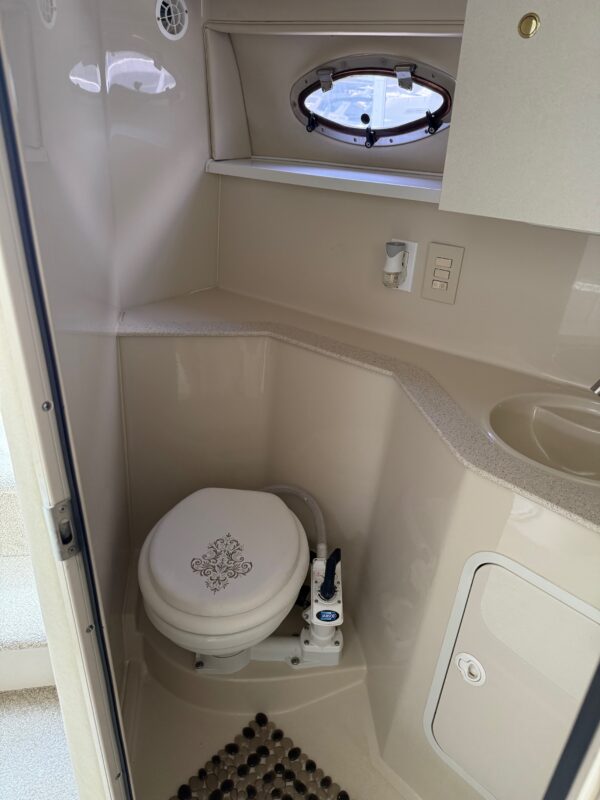 1998 28' Cruisers Yachts "2870 Rogue" - Image 35