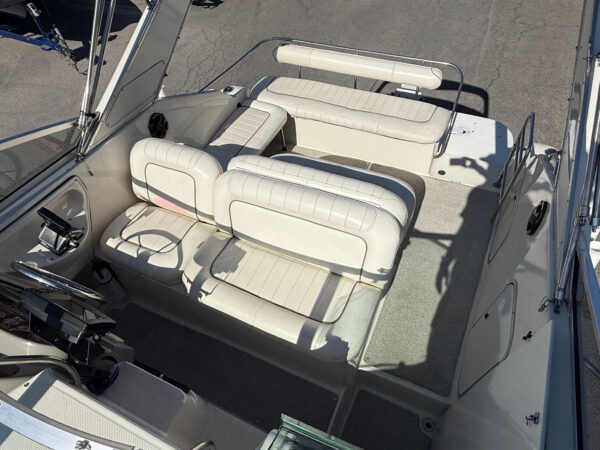 1998 28' Maxum "2800 SCR" Cruiser - Image 12