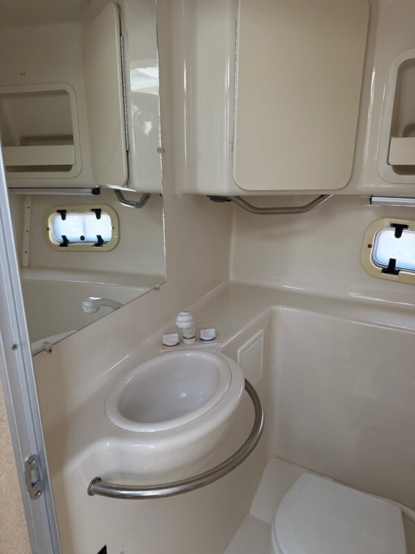 1998 28' Maxum "2800 SCR" Cruiser - Image 29