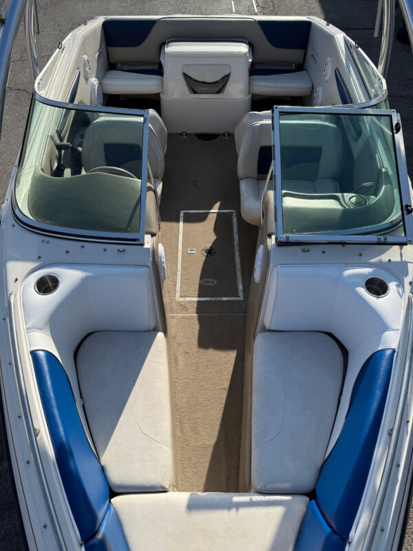 2000 20' Reinell "200" Bowrider - Image 21