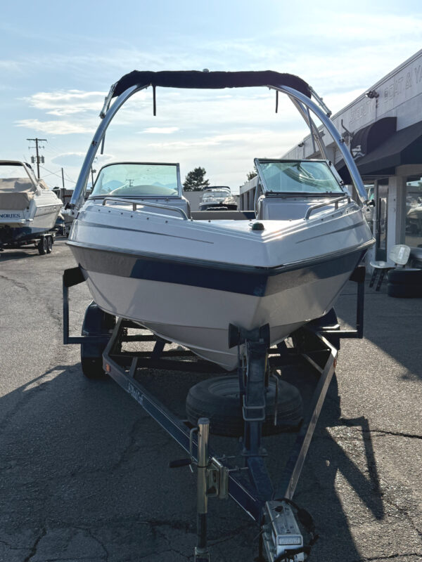2000 20' Reinell "200" Bowrider - Image 10