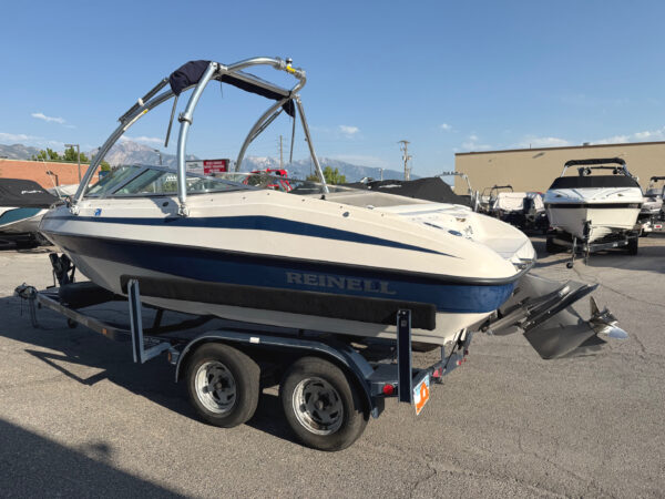 2000 20' Reinell "200" Bowrider - Image 6