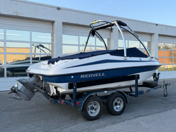 2000 20' Reinell "200" Bowrider - Image 8