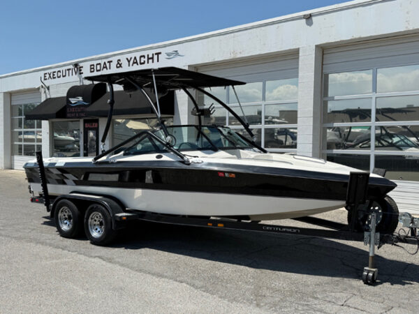 2000 22' Centurion "Elite Bowrider" - Image 2