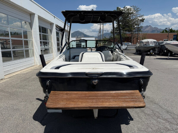 2000 22' Centurion "Elite Bowrider" - Image 6