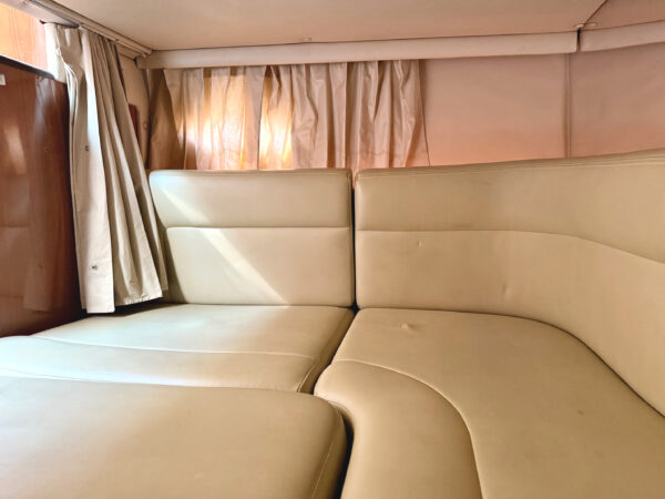 2000 30' Chaparral "Signature 300" Cruiser - Image 38