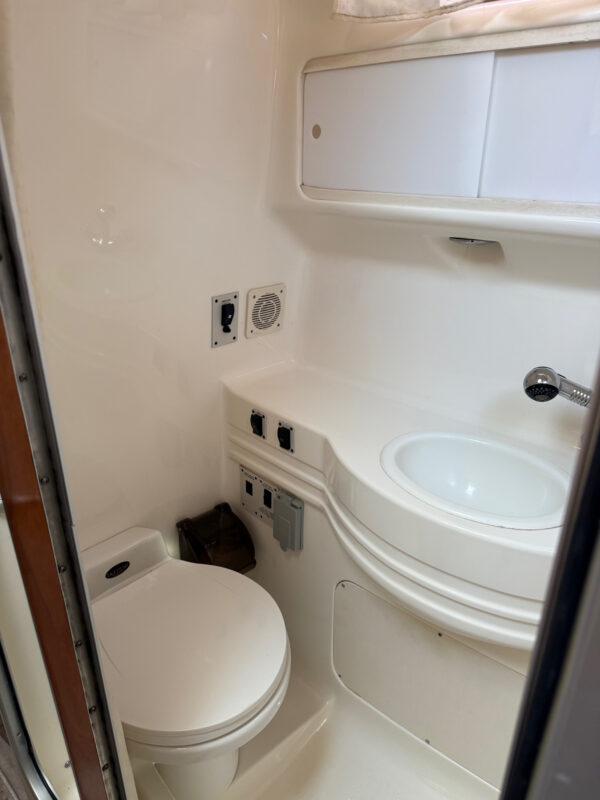 2000 30' Chaparral "Signature 300" Cruiser - Image 28