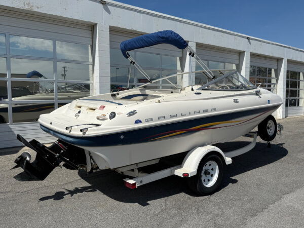 2001 19' Bayliner Capri "192 LX Sport Cuddy" - Image 3