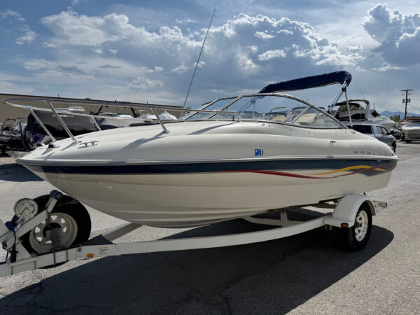 2001 19' Bayliner Capri "192 LX Sport Cuddy" - Image 4