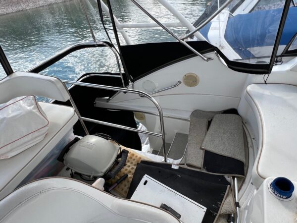 2007 33' Silverton "Convertible" - Image 36