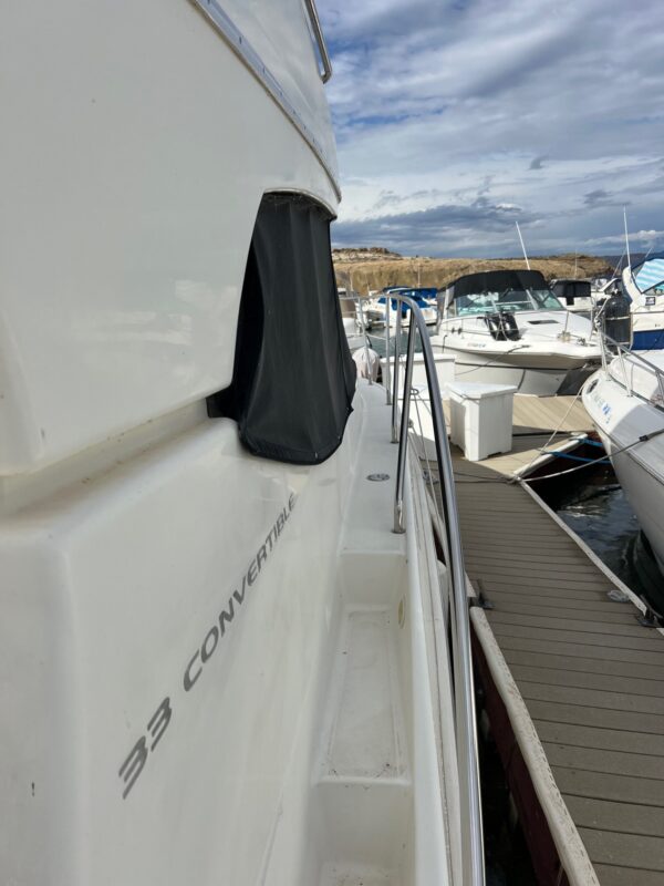 2007 33' Silverton "Convertible" - Image 13