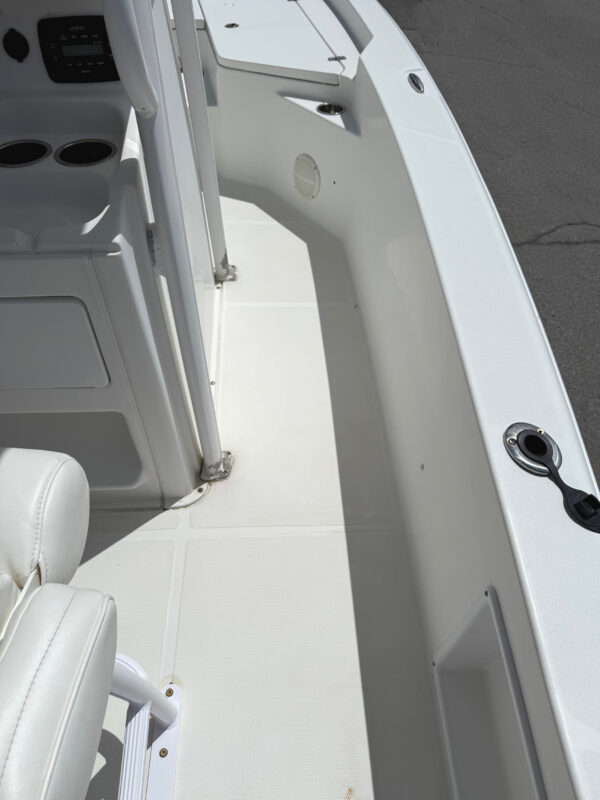 2015 24' Sea Hunt "BX 24" Center Console REDUCED - Image 24