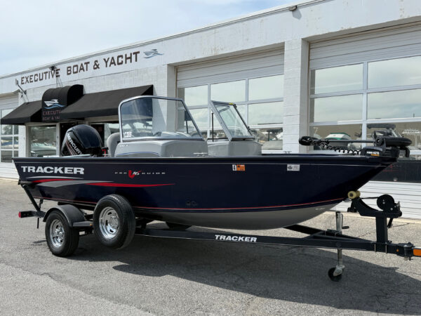 2019 16' Tracker "Pro Guide V-16" - Image 2