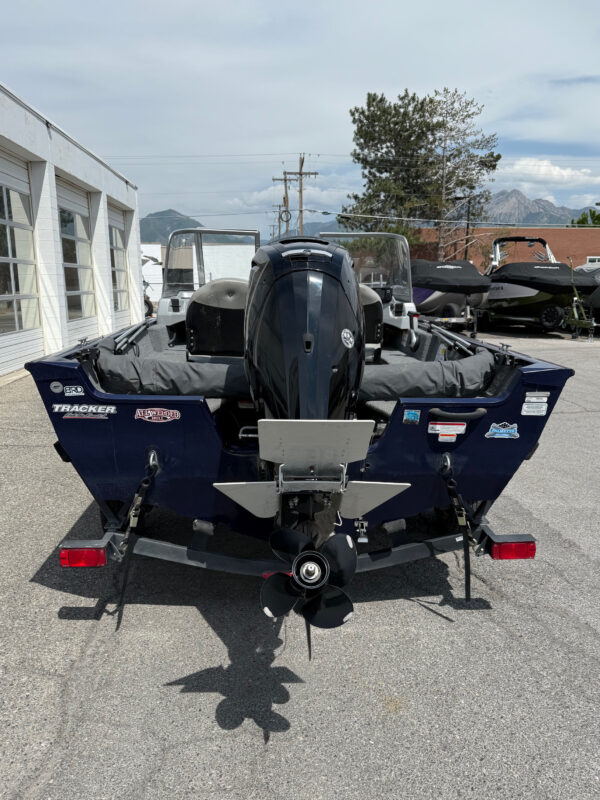 2019 16' Tracker "Pro Guide V-16" - Image 7