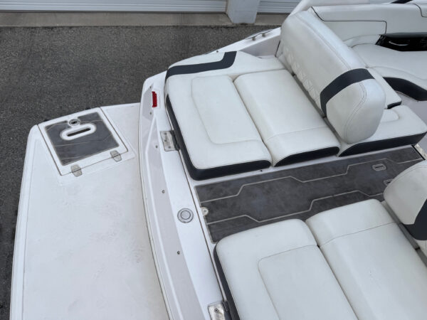 2019 23' Regal "23 RX Surf" Bowrider REDUCED - Image 28