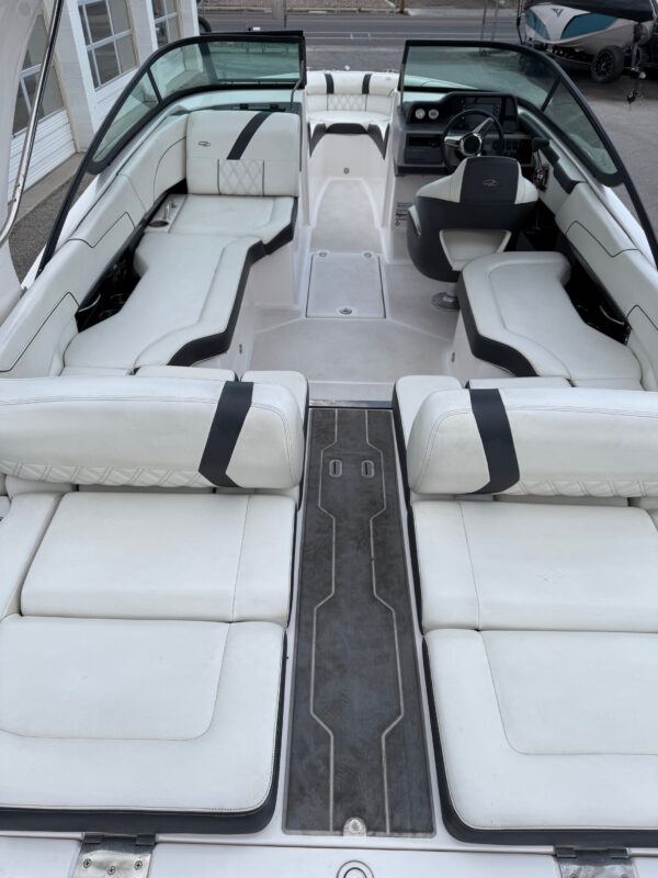 2019 23' Regal "23 RX Surf" Bowrider REDUCED - Image 17