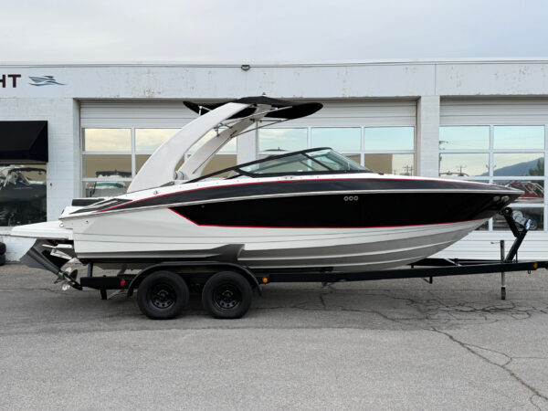 2019 23' Regal "23 RX Surf" Bowrider REDUCED