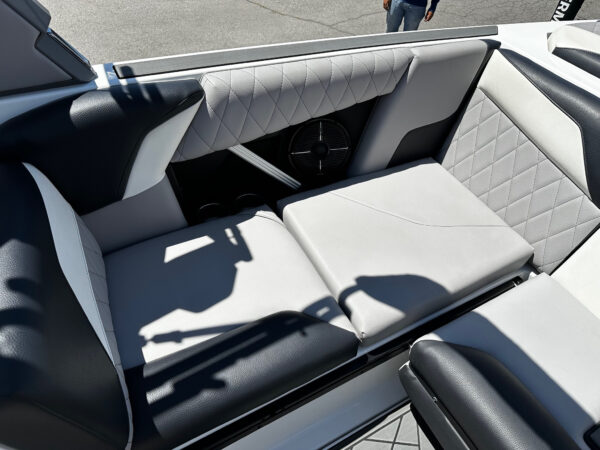 2021 23' Tige' "Z3" Bowrider - Image 25