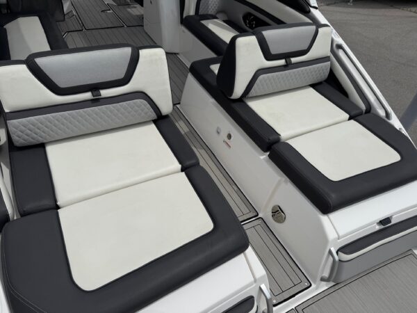 2021 27' Yamaha "275 SD" - Image 36