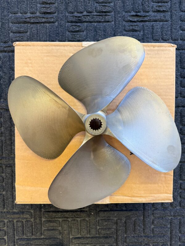 USED OJ 805 WakePro 14.75 x 15.25 Splined Prop
