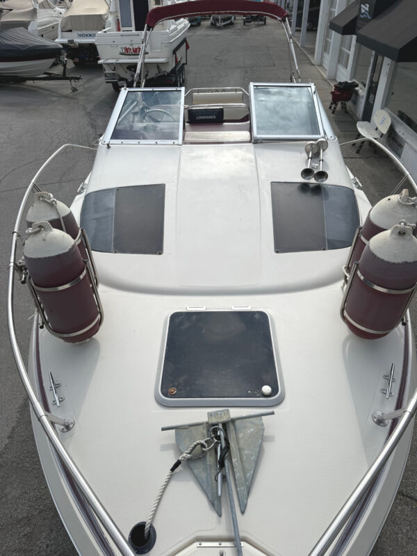 1991 23' Maxum "2300 SCR" - Image 13