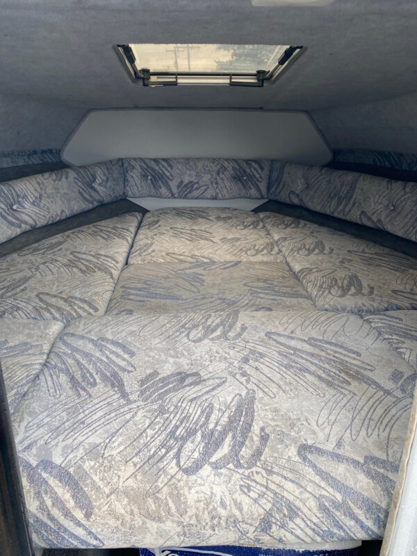 1993 20' Reinell "2000 RXL" Cuddy - Image 25