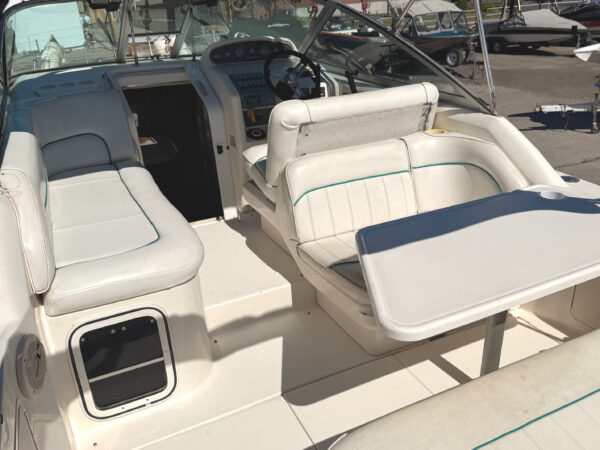 1995 27' Sea Ray "270 Sundancer" - Image 12