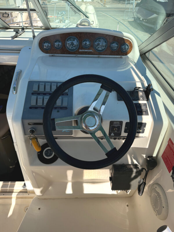 1995 27' Sea Ray "270 Sundancer" - Image 15