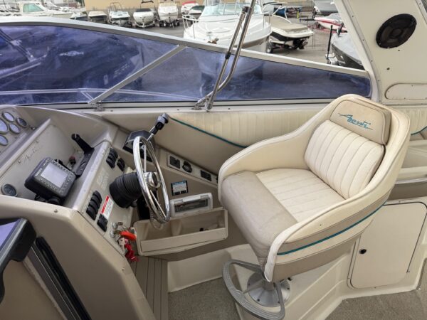 1995 32' Bayliner Avanti "3255 Sunbridge" - Image 21