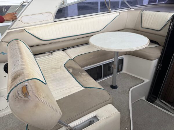 1995 32' Bayliner Avanti "3255 Sunbridge" - Image 17