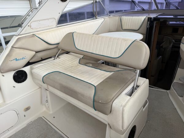 1995 32' Bayliner Avanti "3255 Sunbridge" - Image 18