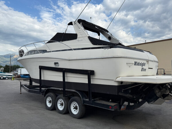 1995 32' Bayliner Avanti "3255 Sunbridge" - Image 8