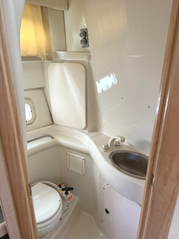 1995 32' Bayliner Avanti "3255 Sunbridge" - Image 41