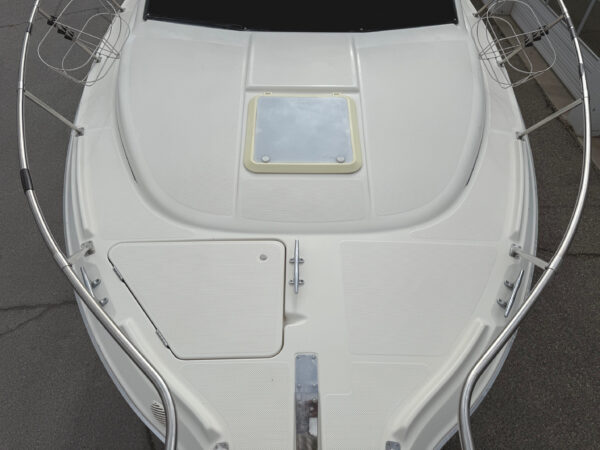 1996 28' Bayliner Ciera "2858 Command Bridge" - Image 9